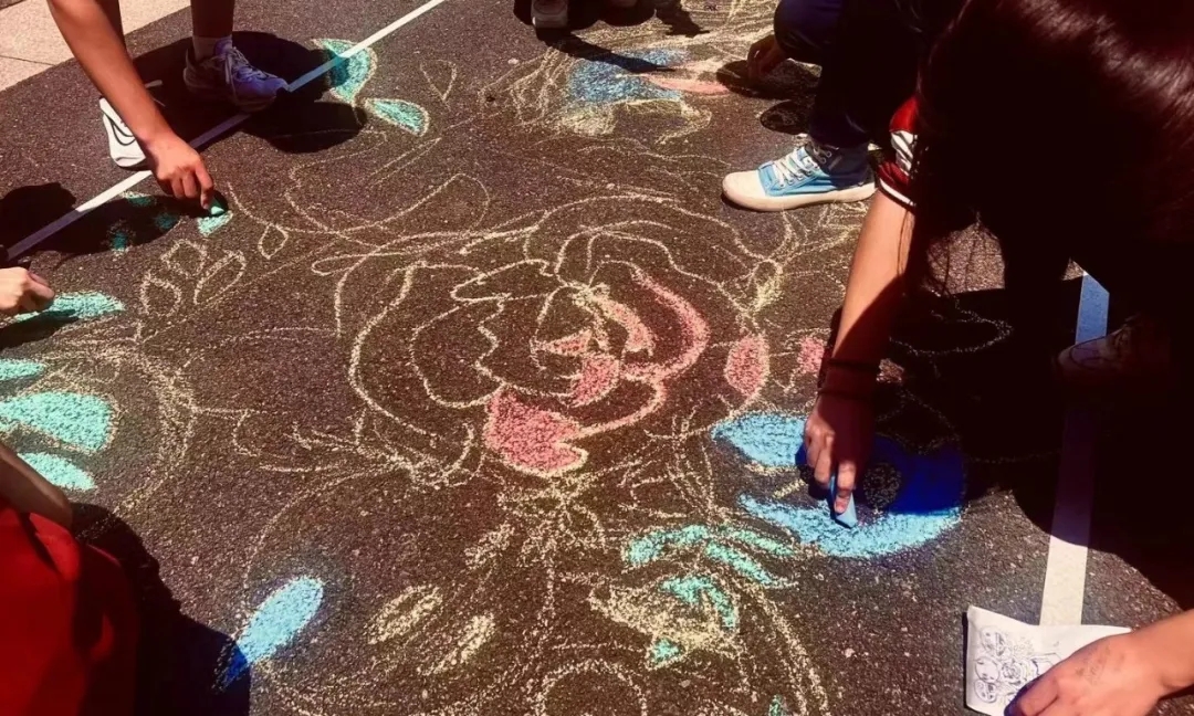 HFLA students creating together on campus